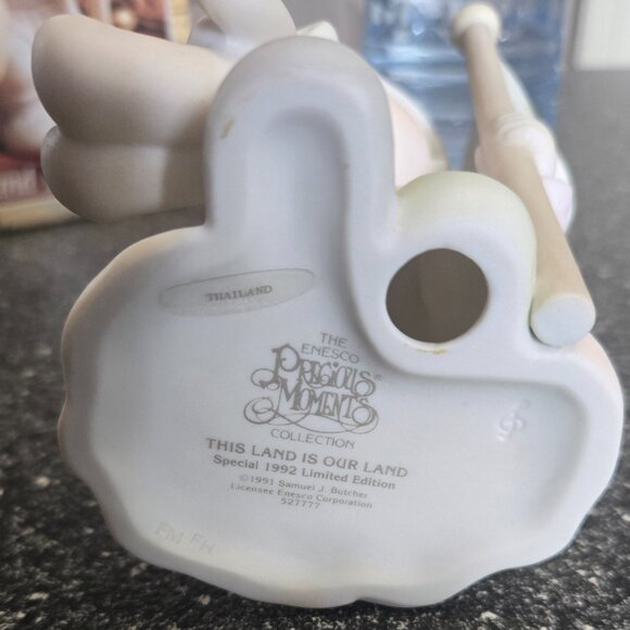 Precious Moments This Land is our Land Figure - Picture 3 of 6